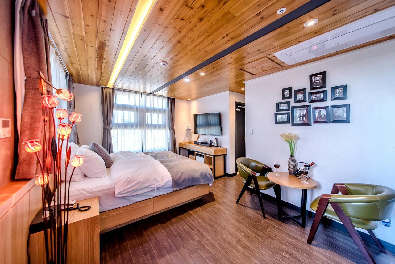 Jeju Hertz Hotel Zewnętrze zdjęcie